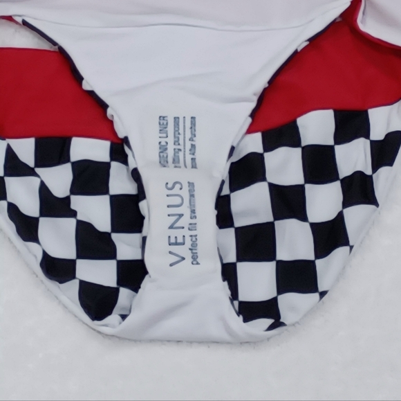VENUS The Getaway Checkmate Bikini Bottom, size 6 - Picture 11 of 12